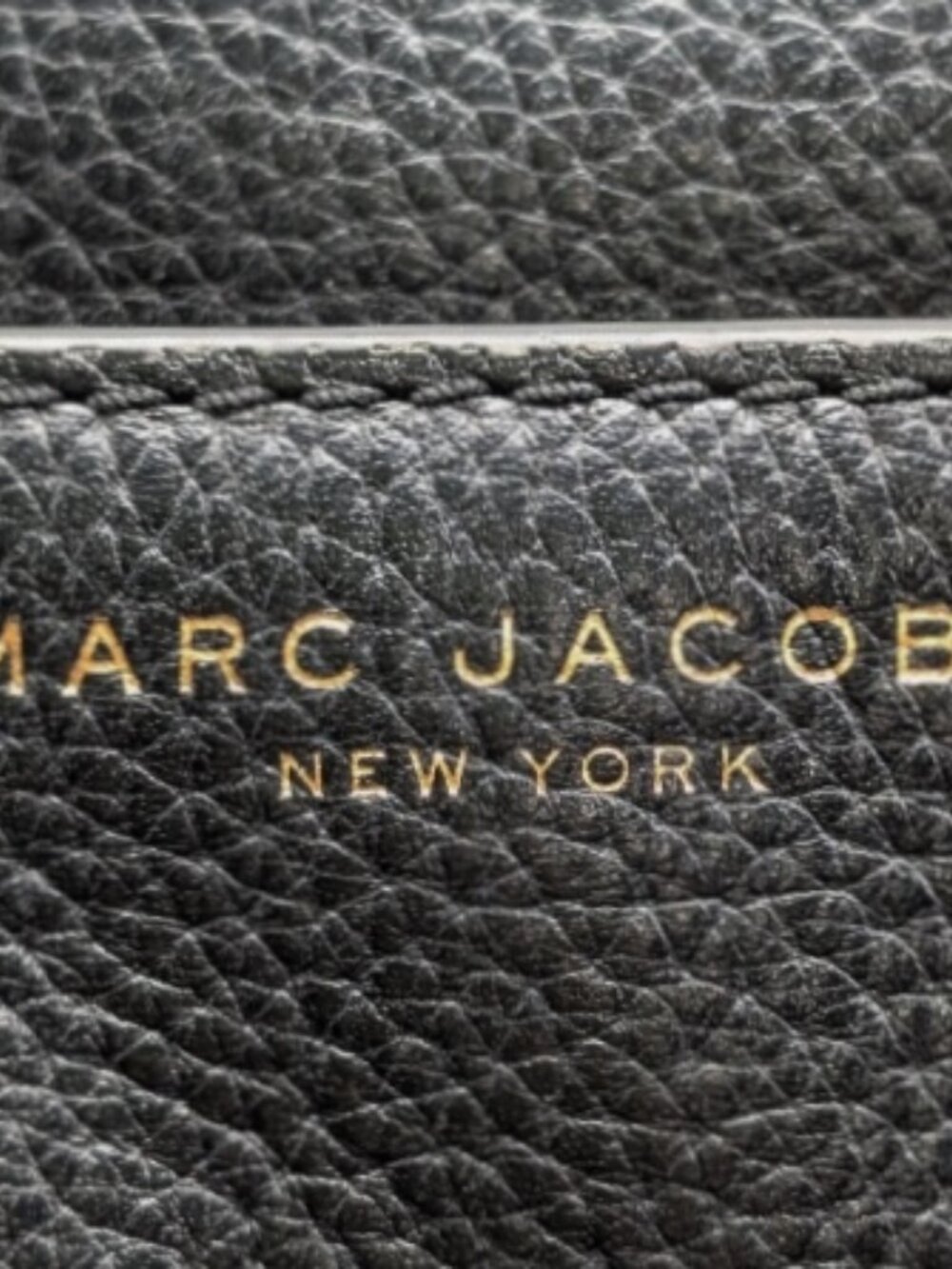 $349 Auth MARC JACOBS Pebbled Leather Shoulder Bag Crossbody Excellent - Picture 3 of 9